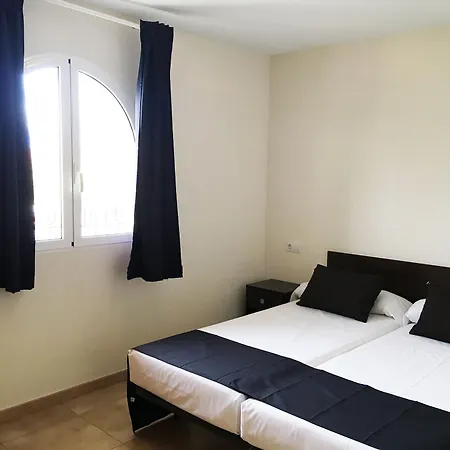 Dona Carmen 3000 Apartment *